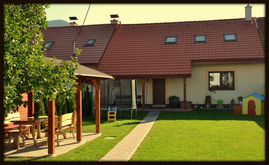 Nina Liptov Villa Liptovský Ján Buitenkant foto